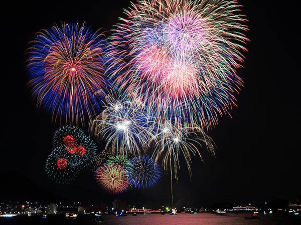 ✨10月18日【なにわ淀川花火】特別プランでのご予約承ります！！✨